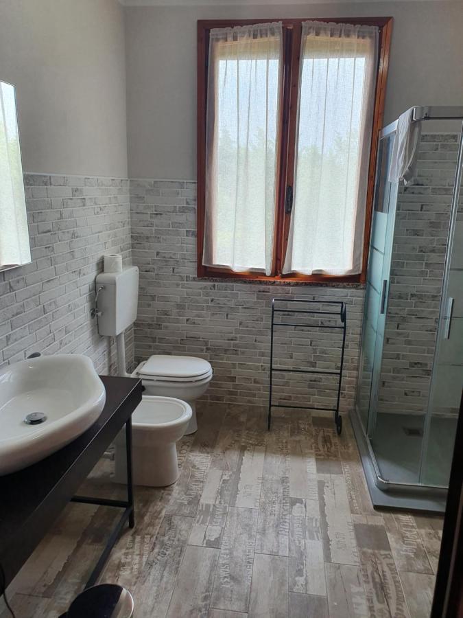 Villa Ferrari Oriella Solignano Nuovo ภายนอก รูปภาพ